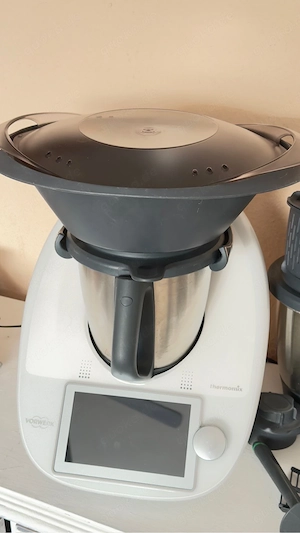 Thermomix TM6 + 2. Mixtopf + Zubehör Bild 7