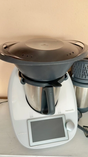 Thermomix TM6 + 2. Mixtopf + Zubehör Bild 8