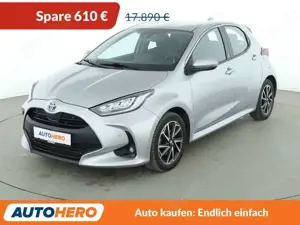 Toyota Yaris 1.5 Hybrid Team D Aut.*ACC*CAM*PDC*SHZ*ALU*KLIMA*