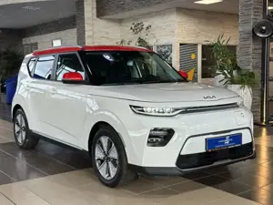 Kia Soul Vision Harman Kardon NaviLED R.Cam ACC PDC
