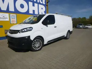 Opel Vivaro Edition L (L3); Montagewagen; Getriebeschaden