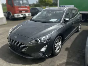 Ford Focus Turnier 1.5 TDCi CoolConnect 1. Hd. Navi AHK PDC