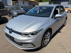 Volkswagen Golf VIII Lim. Life eTSI