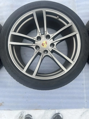 21 Zoll Sommerräder original Porsche Cayenne 9YA E3 9Y0601025BK Sommerreifen