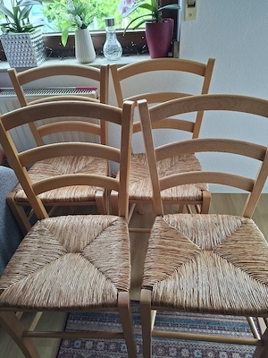    4 Stühle in Kiefer