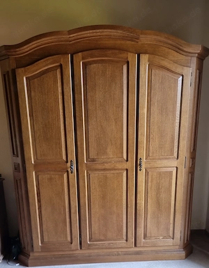 Kleiderschrank in Echtholz Bild 5