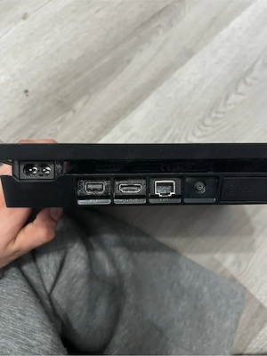 Playstation 4 Wie neu 