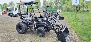 25 PS Captain 263 Traktor Schlepper Black Industriebereifung Frontlader EURO-Aufnahme 3. Steuerkreis Bild 3