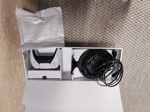 Playstation 5  825 GB