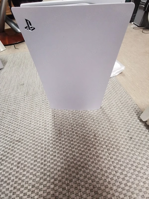 Playstation 5  825 GB