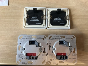 Jung Dimmer 1225SDE mit Wippe
