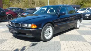 BMW 728 i A E38 WGA über 21T€ liegt vor Leder SHD