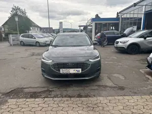 Ford Focus Titanium X