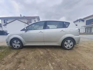 Toyota Corolla Verso 2.2 D-4D Sol