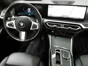 BMW 330 330d Touring xDrive Aut. M Sport KAM LED Bild 5