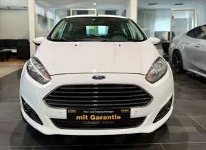 Ford Fiesta Sync Edition*SHZ*TOP GEPFLEGT*PDC* Bild 2
