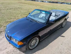 BMW 325 325i E36 Cabrio Sportsitze, Handschalter, Rostfrei, wenig Km Bild 3