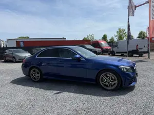 Mercedes-Benz C 300 AMG Line Bild 3