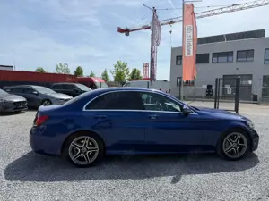 Mercedes-Benz C 300 AMG Line Bild 4