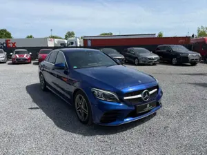 Mercedes-Benz C 300 AMG Line Bild 2