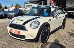 MINI Cooper S Clubman 184 PS 8xbereift sehr schön