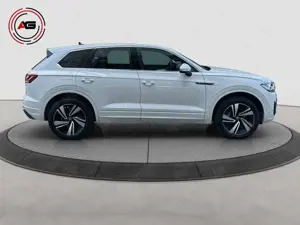 Volkswagen Touareg R-Line 3.0 TFSI 4M ACC LED CARPLAY KAMER Bild 4