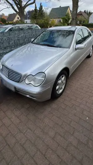 Mercedes-Benz C 180 Mercedes C180 Kompressor Elegance - Gepflegte