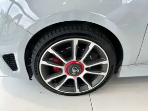 Abarth 595 Turismo Bild 4