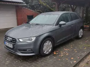 Audi A3 A3 1.6 TDI (clean diesel) S tronic Ambition