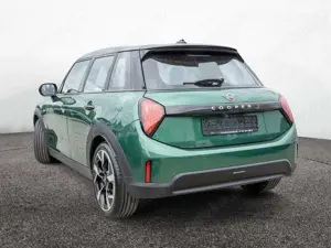 MINI Cooper S Favoured Trim PDC SHZ NAVI HUD LED Bild 4
