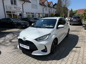 Toyota Yaris Yaris Hybrid 1.5 VVT-i Lounge,Navi,Safety-Paket