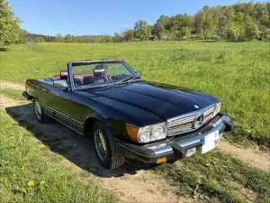 Mercedes-Benz SL 560 R 107 Roadster in bestem Originalzustand!