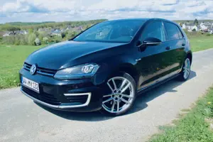 Volkswagen Golf GTE 1.4 Plug-In-Hybrid DSG Navi Sitzheizung 18 Zoll
