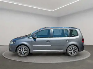 Volkswagen Touran Trendline BMT Bild 4