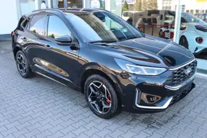 Ford Kuga ST-Line X 1.5 EcoBoost DEUTSCHES MODELL