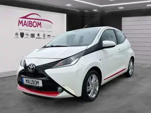 Toyota Aygo x-play TEMPOMAT ALLWETTER KAMERA KEYLESS