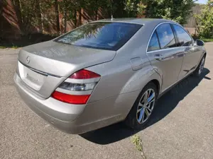 Mercedes-Benz S 500 S-Klasse 4Matic 7G-TRONIC super Ausstattung top 1A! Bild 2