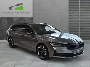 Skoda Superb Combi 2.0 TSI 195 kW 4x4 Sportline