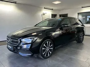 Mercedes-Benz E 300 T de AVANTGARDE* Kamera*AHK*Verkehrsz.*LED