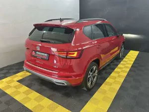 SEAT Ateca FR 4Drive+ACC+DCC+Pano+AHK+Memo+Kessy+LED Bild 4