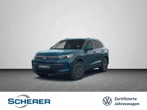 Volkswagen Tiguan 1.5 eHybrid NAVI AHK PANO RFK ACC SHZ