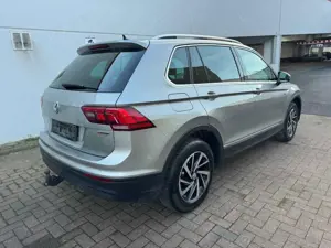 Volkswagen Tiguan Comfortline Bild 3
