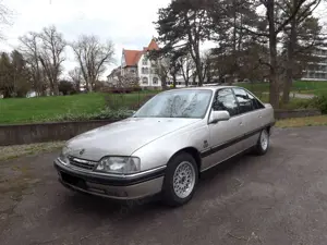 Opel Omega Bild 3