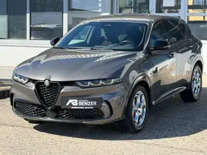 Alfa Romeo Tonale Edizione Speciale/DNA/ACC/APPLE-CAR