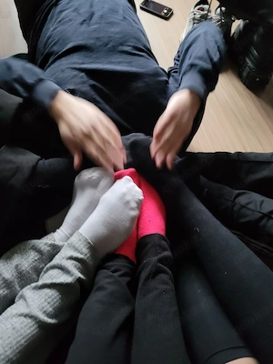 Biete Fotos und Videos von Füßen Bild 4