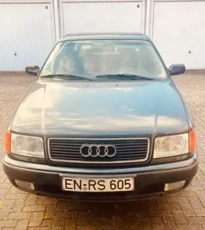 Audi 100