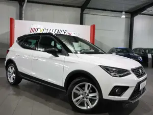 SEAT Arona 1.5 TSI XCELLENCE FR-SPORT / WHITE  BLACK Bild 3