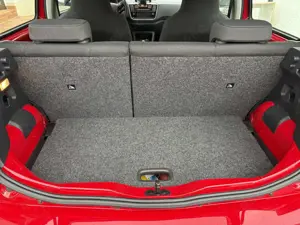 Volkswagen up! up! (BlueMotion Technology) cross up!