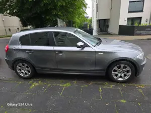 BMW 116 BMW 1er (116i) – Top Zustand – Neuer TÜV – 8-fach bereift – Navi  Tempomat Bild 3