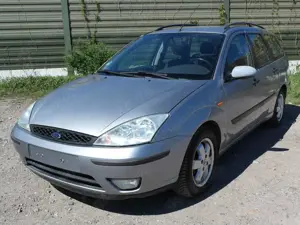 Ford Focus Focus Turnier Tüv Au 04/2028 Rost Frei Bild 2